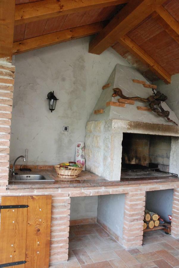 Apartmani Radin Rosini ภายนอก รูปภาพ