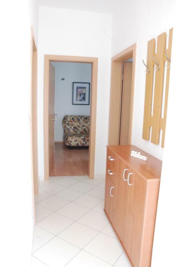Apartmani Radin Rosini ภายนอก รูปภาพ